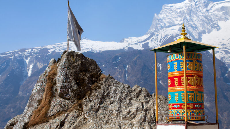 namche-bazaar-nepal-prayer-wheel