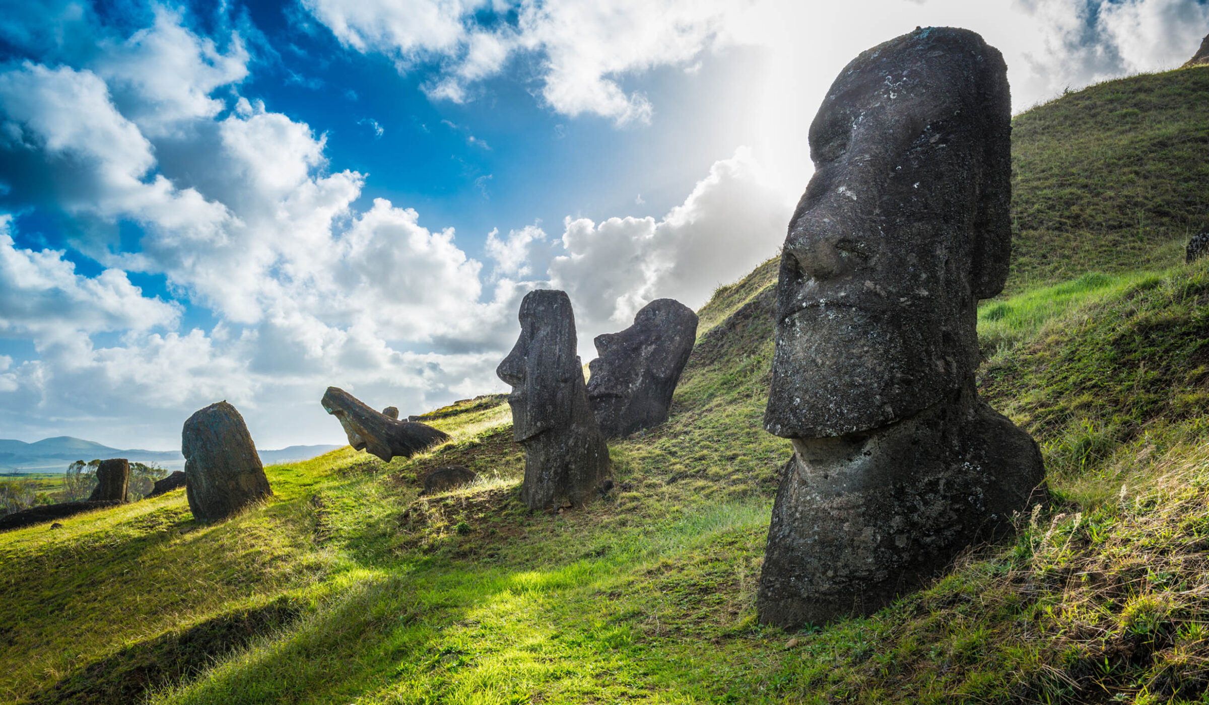 easter-island-moai-statues