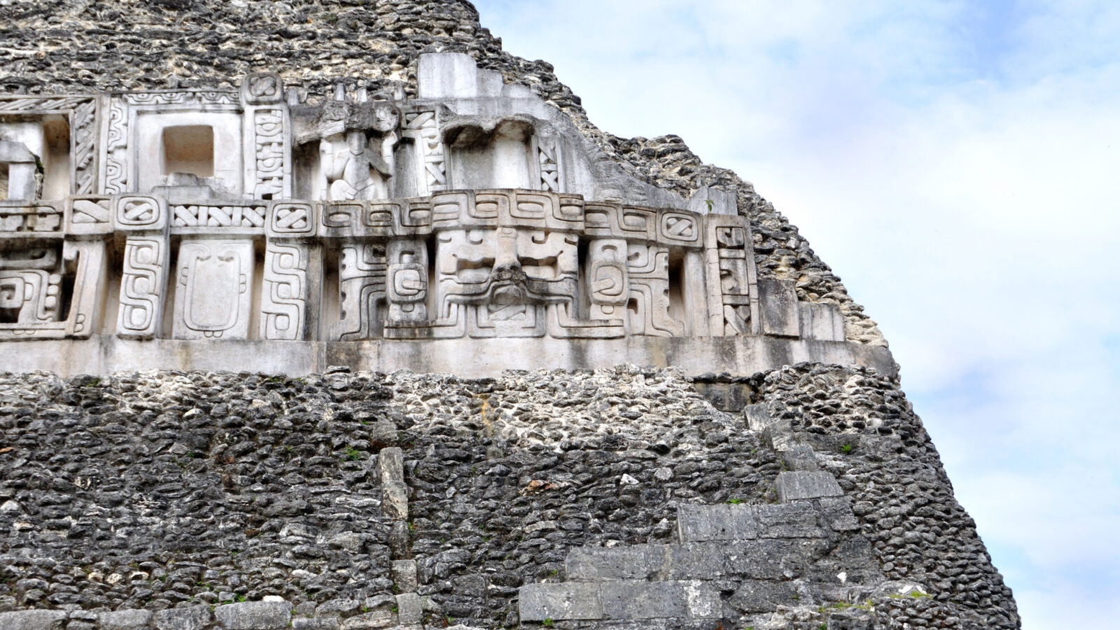 xunantunich-belize