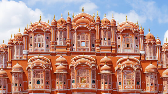 jaipur-hawa-mahal-india