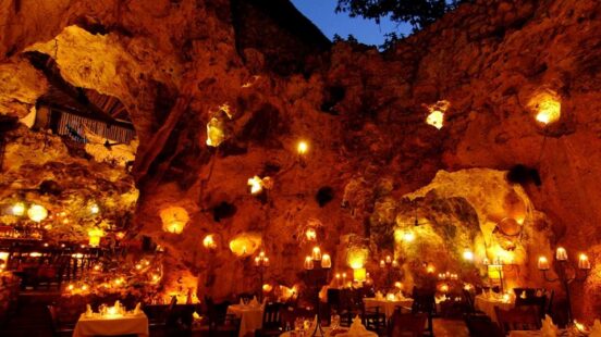 Ali Barbourx27;s Cave Restaurant, Diani Beach, Kenya