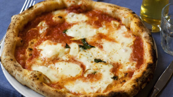 pizza-making-rome-italy
