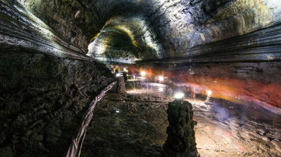 manjanggul-cave-jeju-island-south-korea