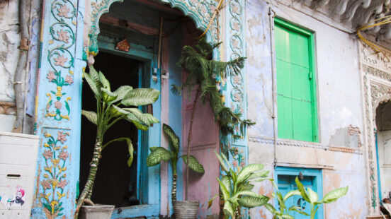indian-house-open-door