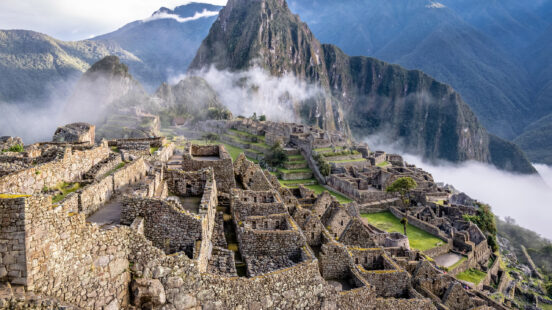 inca-ruins-machu-picchu-peru