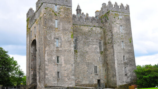family-trips-to-ireland-and-scotland-bunratty-castle-ireland