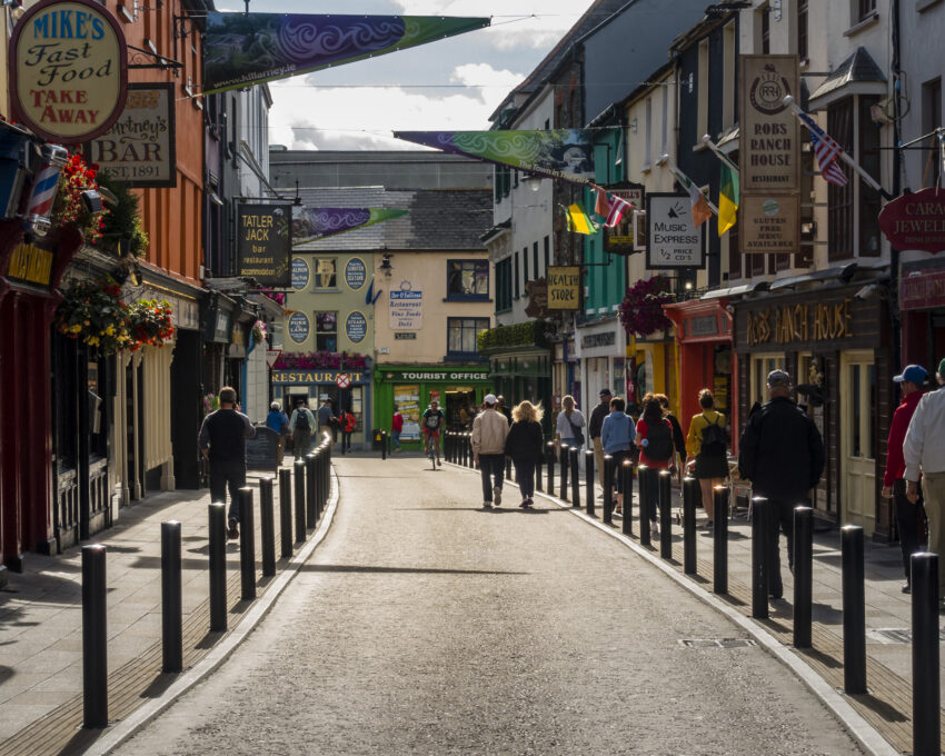 Private transfer to Kerry via Killarney and Kenmare