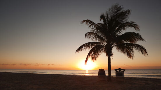 sunrise-tropical-paradise-cancun-mexico