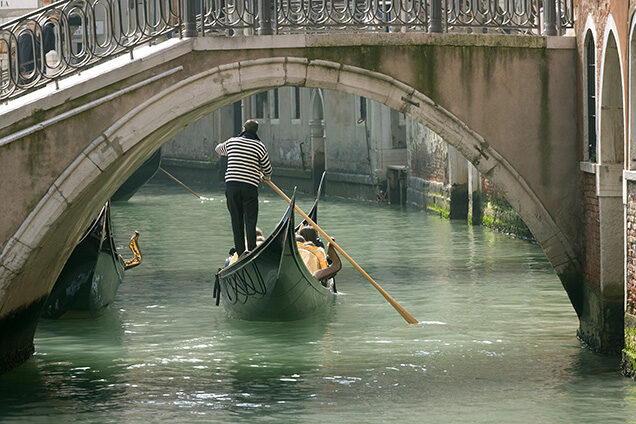 Luxury Italy Tours - Gondola on Venice Canal