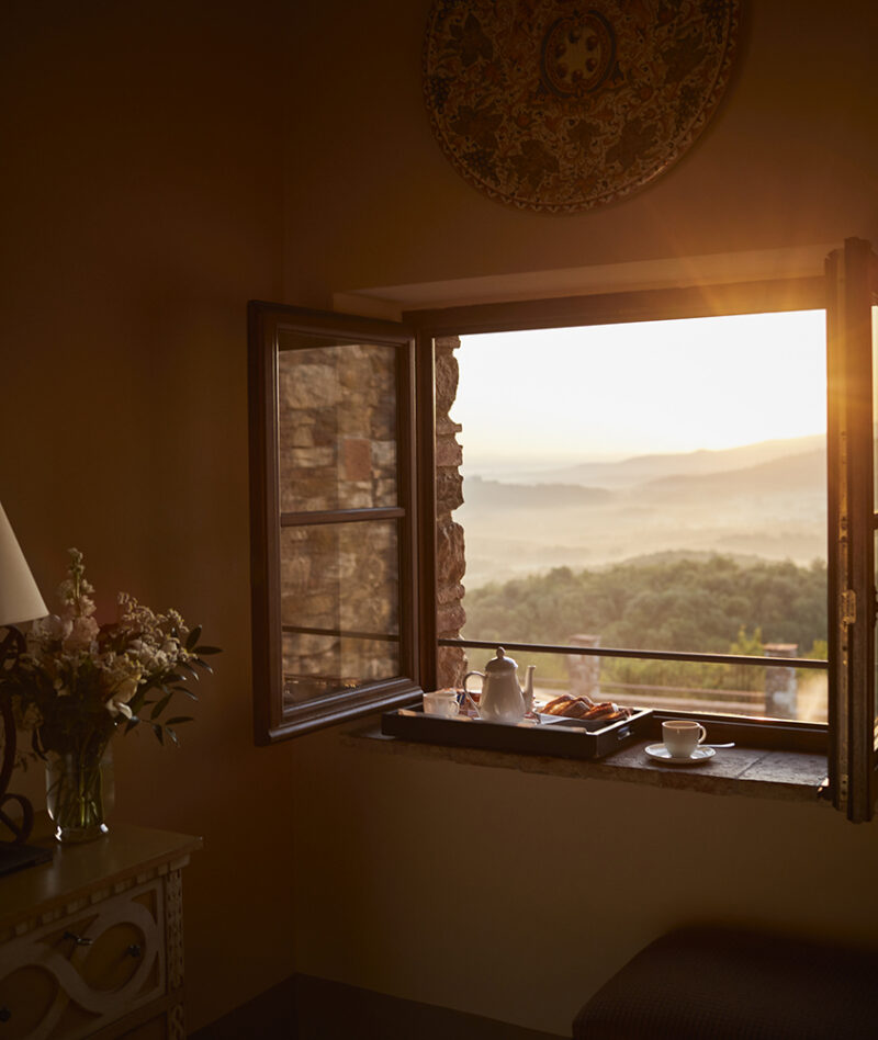 Home Decor, Indoors, Interior Design, Lamp, Table Lamp, Window Italy