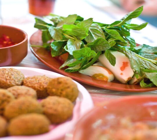 Taste Jordanian flavours