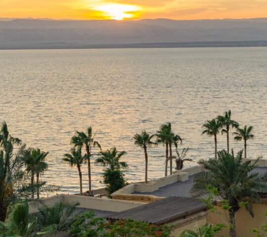 Relaxing days on the Dead Sea