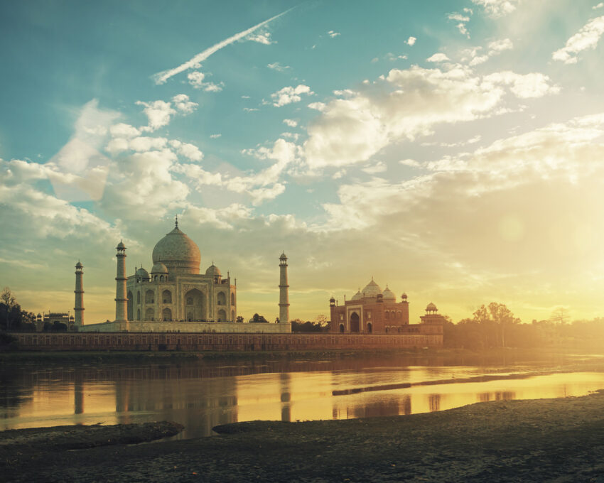 Sunset visit to the Taj Mahal