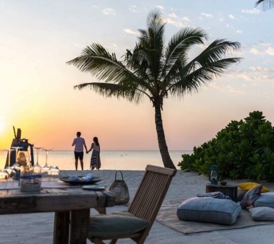 A romantic dinner for two at sunset
