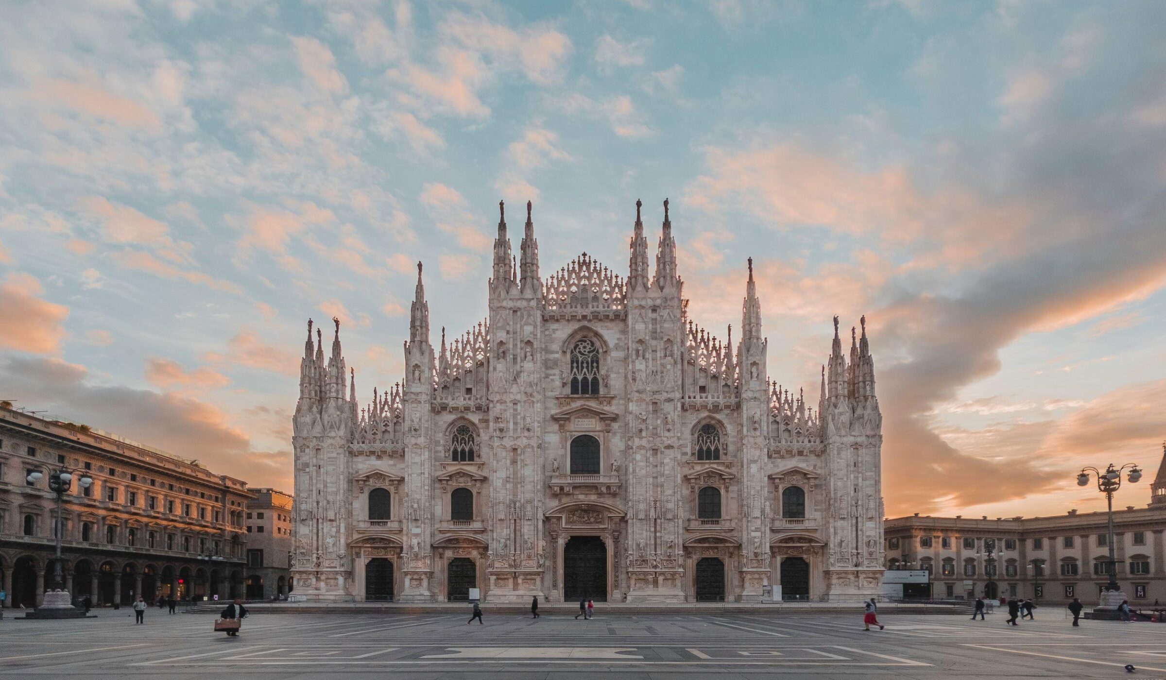 One night in cosmopolitan Milan