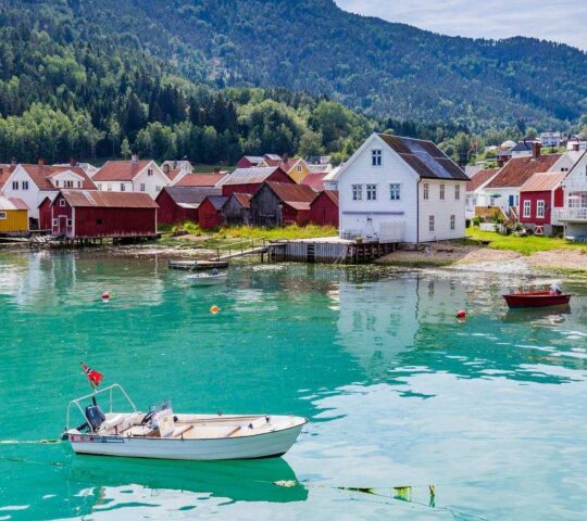 Turquoise waters at Solvorn