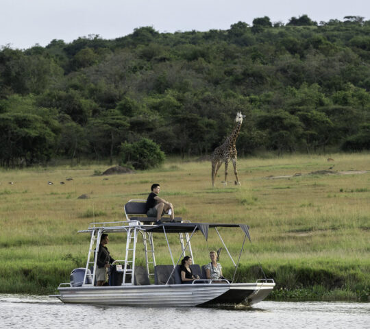 Boat safari in Magashi