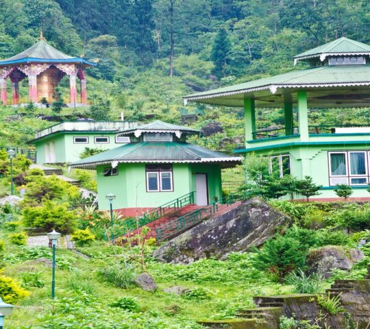Kaluk village