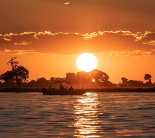 A calm and serene sunet cruise
