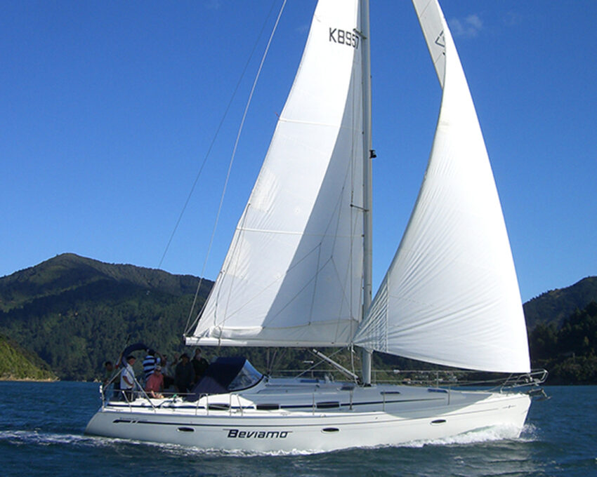 Private boat charter around the Marlborough Sounds