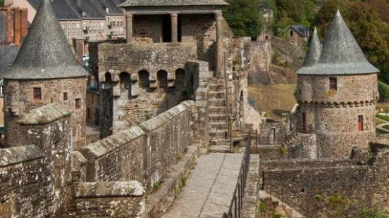 The wall Château de Fougères