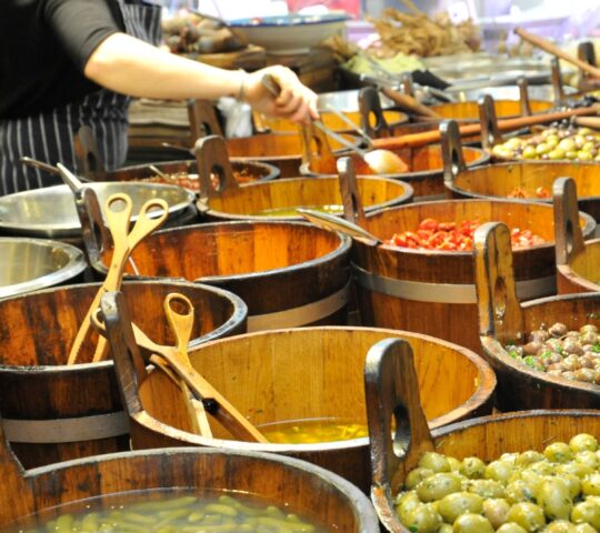 Browse a market in Cork