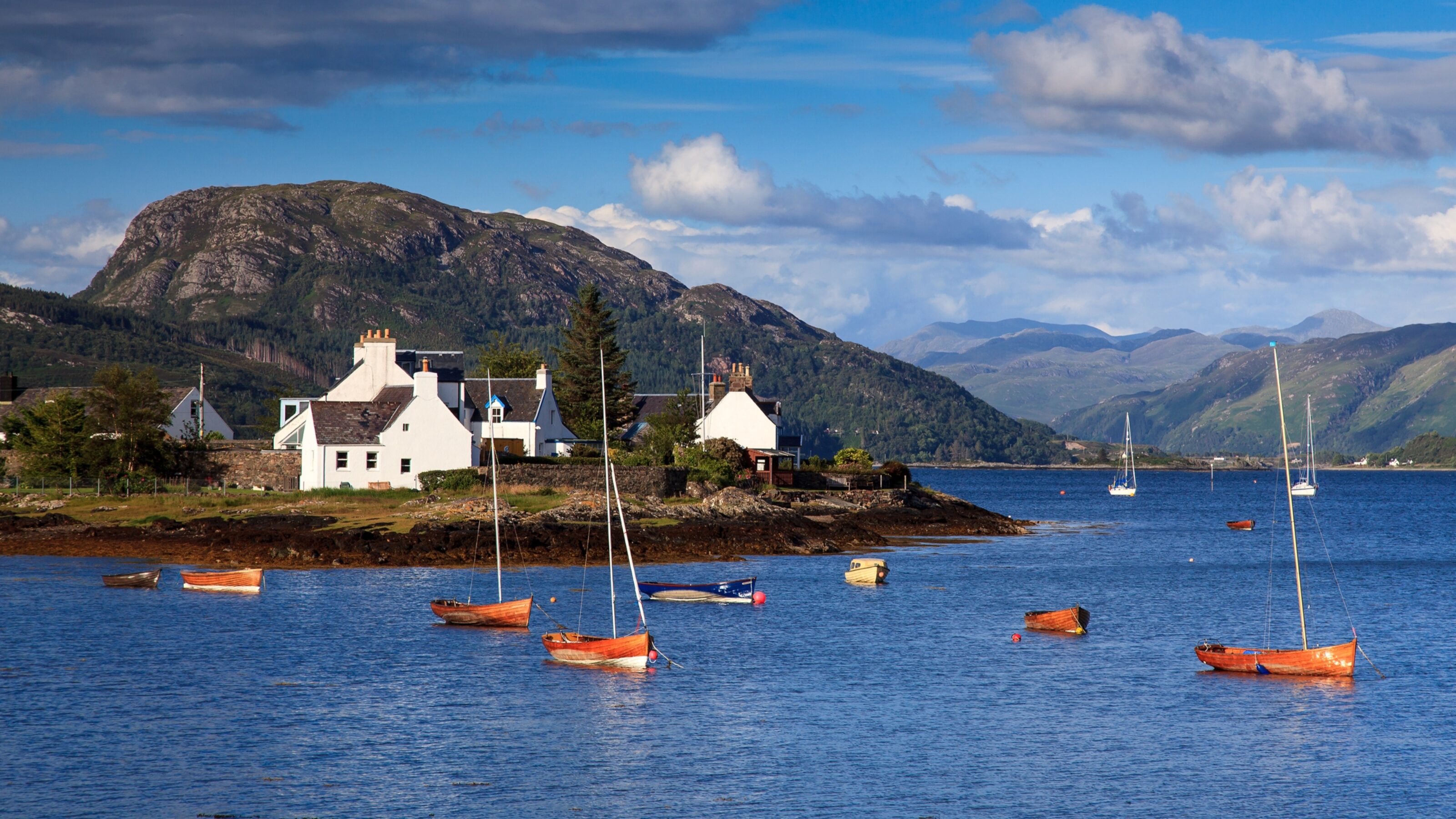 A Journey through Scotland by Land and Rail