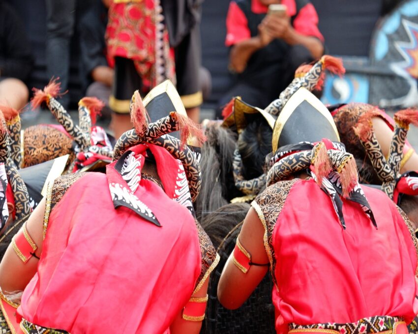 Jathilan dance