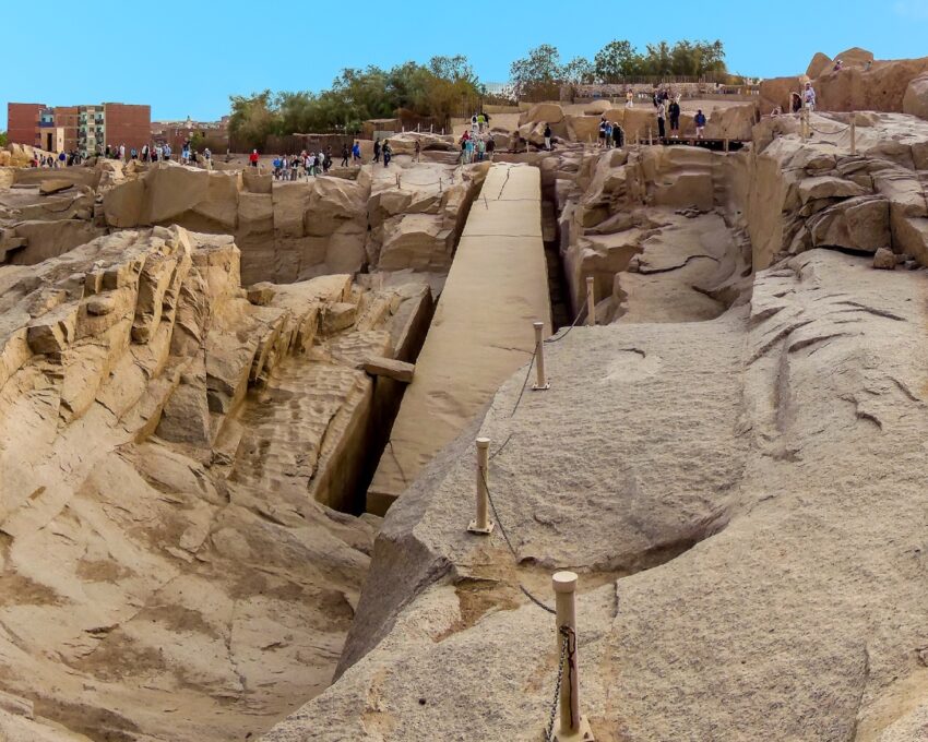 Aswan: Dam, temple and unfinished obelisk