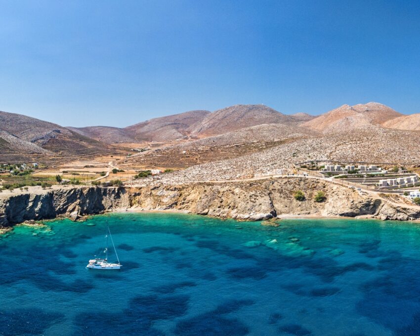 A delightful day cruising around Folegandros