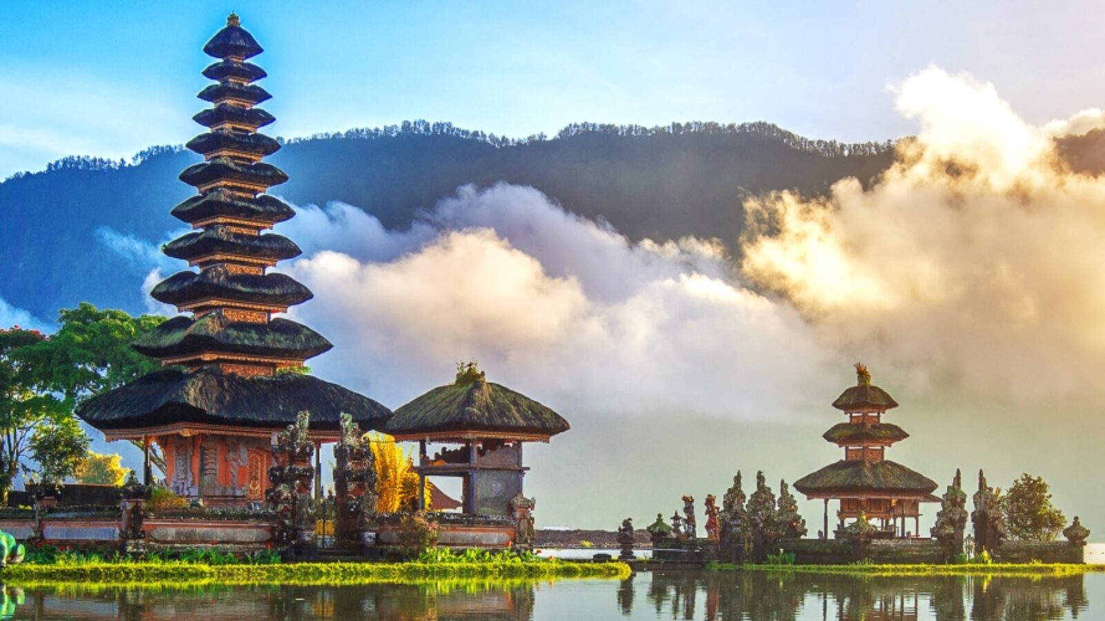 Pura Ulun Danu Bratan water temple on a lake in Bali during luxury Asia grand tours.