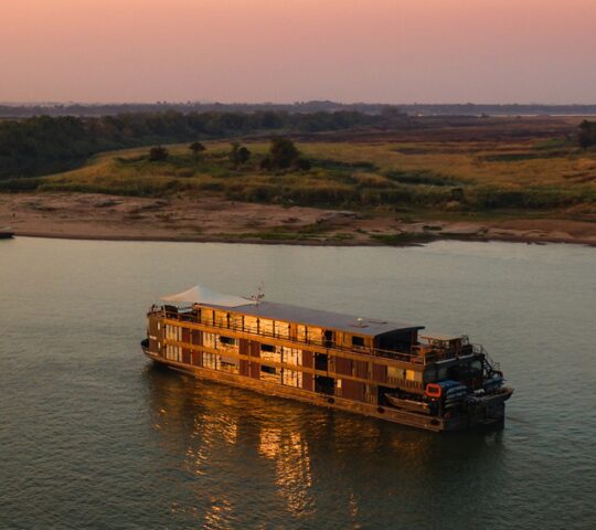 Cruise along the Mekong in style