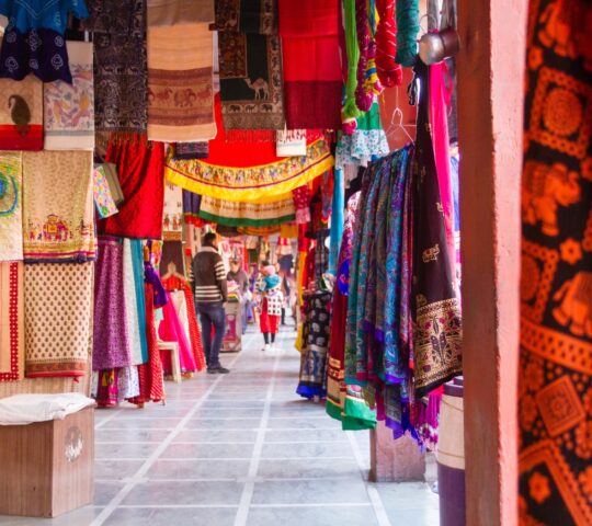 Get lost in Jaipur’s labyrinthine market