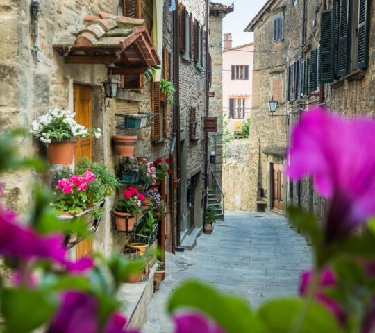 Getting lost amid the cobbled streets of Cortona