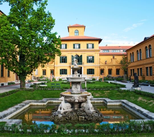 Explore the art of Lenbachhouse in Munich