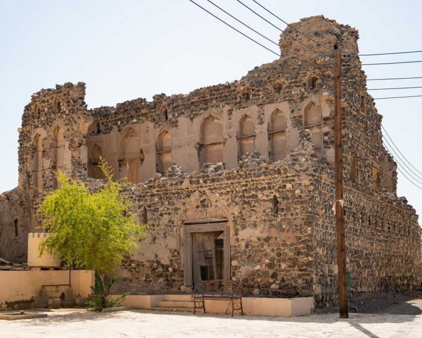 En-route to Wahiba Sands: Ibra and Al Minzafah