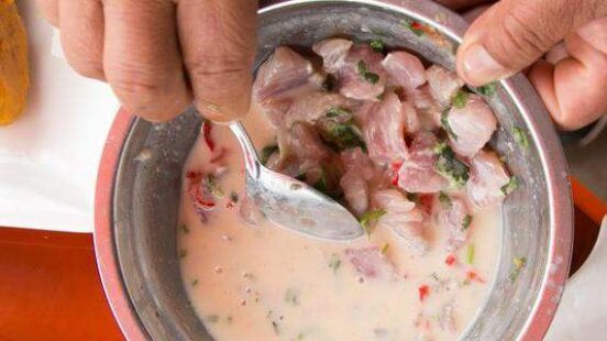 making ceviche