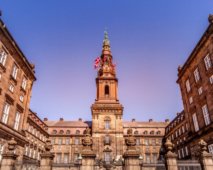 Walking tour of Copenhagen's highlights
