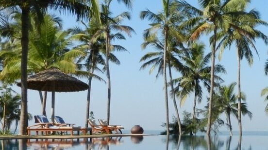 Neeleshwar Infinity Pool