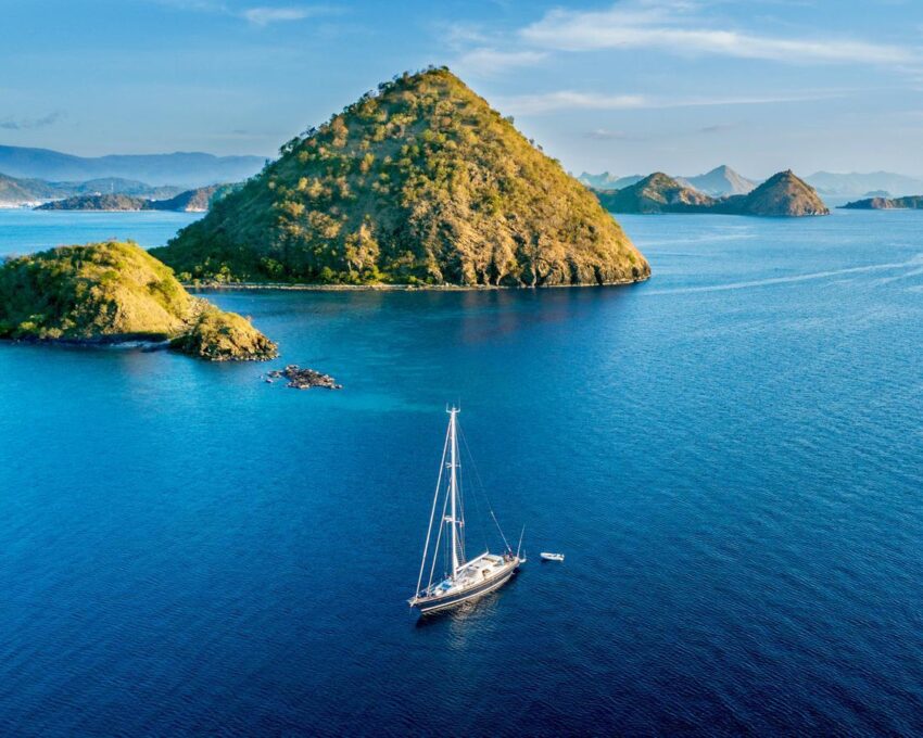 Private Komodo Islands Wildlife Cruise: Day Two