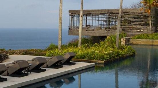 Infinity pool at Alila Villas Uluwatu