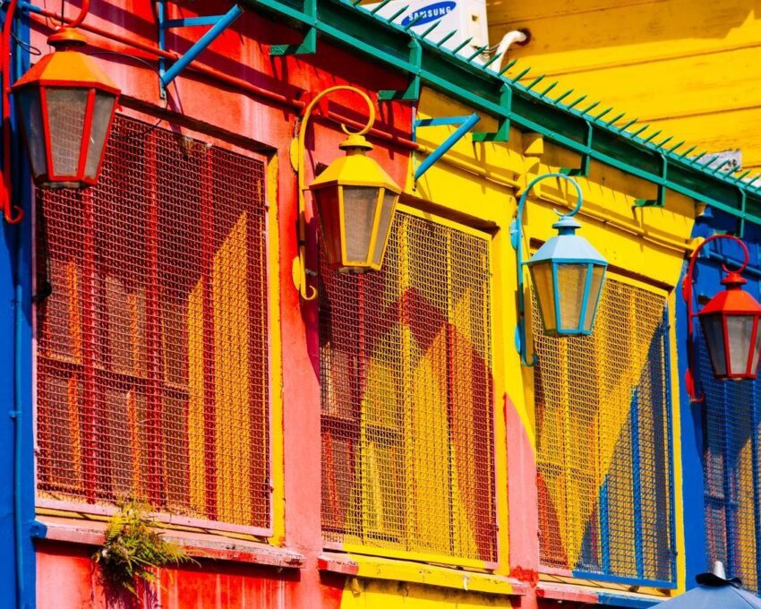 Uncover Buenos Aires' street art scene