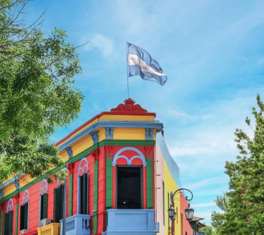 Wander Buenos Aires' colourful Boca district