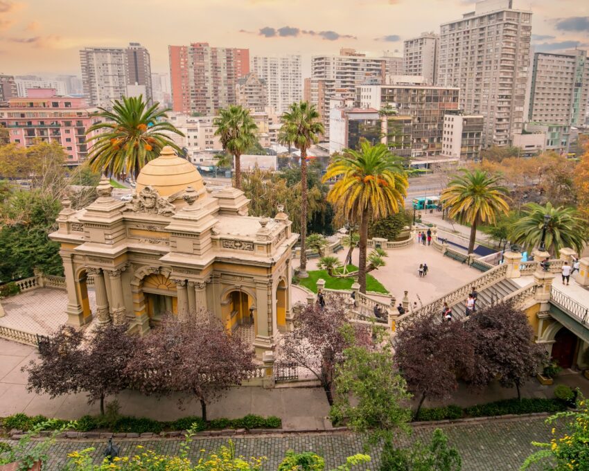 A walking tour of Santiago with lunch at a local restaurant