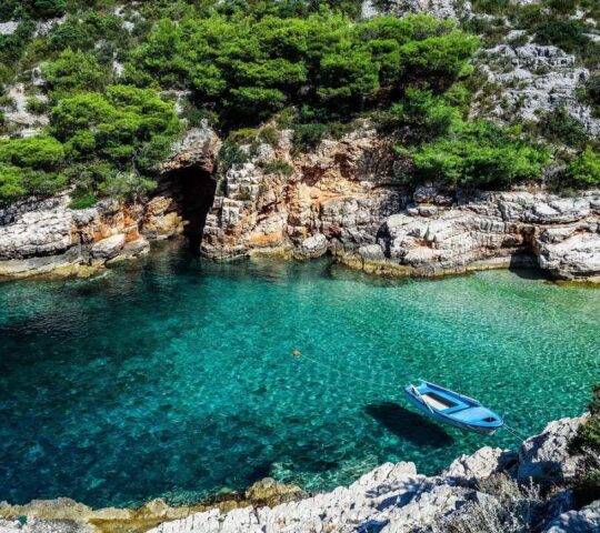 Discover tucked-away coves in Vis