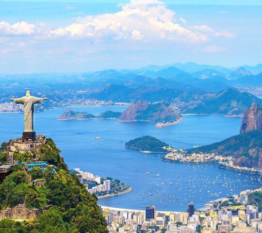 Christ the Redeemer defines the Rio skyline