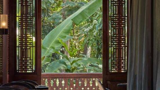 Dining room at 137 Pillars, Chiang Mai