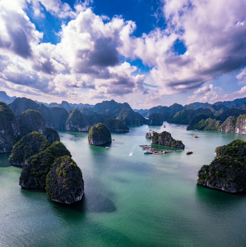 Lan Ha bay is the UNESCO World Heritage Site, it is a beautiful natural wonder in northern Vietnam