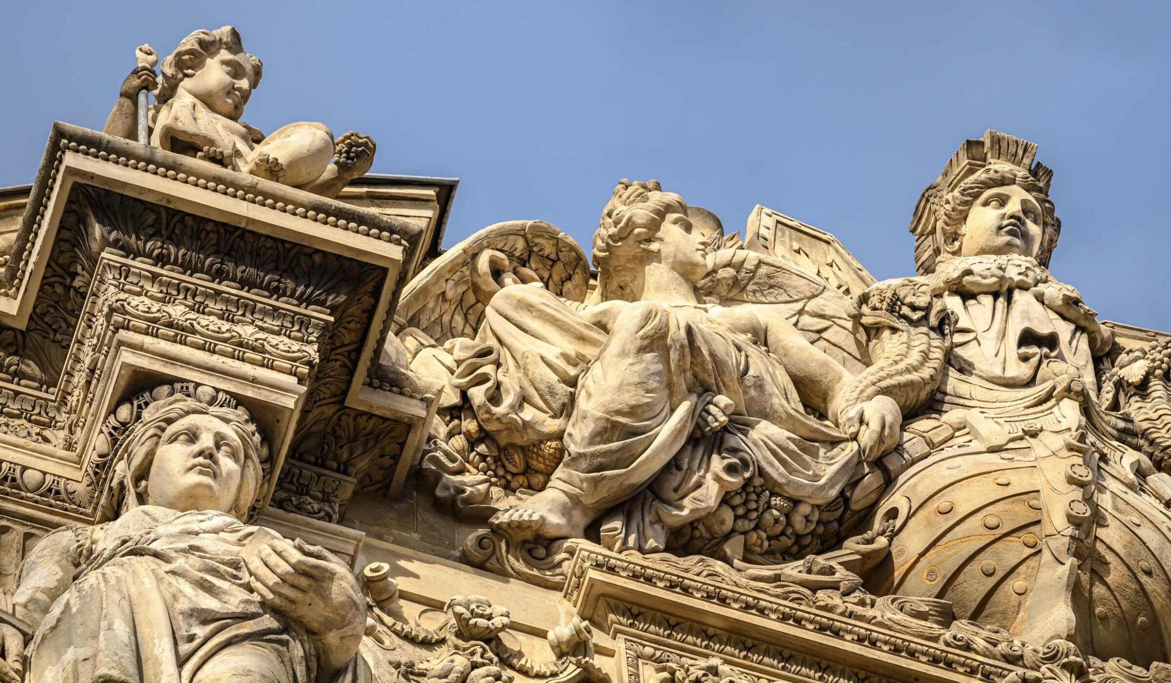Statue detailing on the Louvre museum in Paris