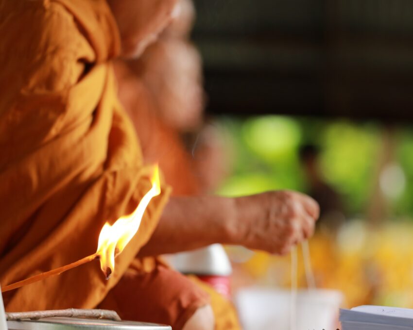 Fire ceremony at Chuzenji temple